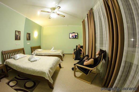 Hotel An-2 Харков Екстериор снимка