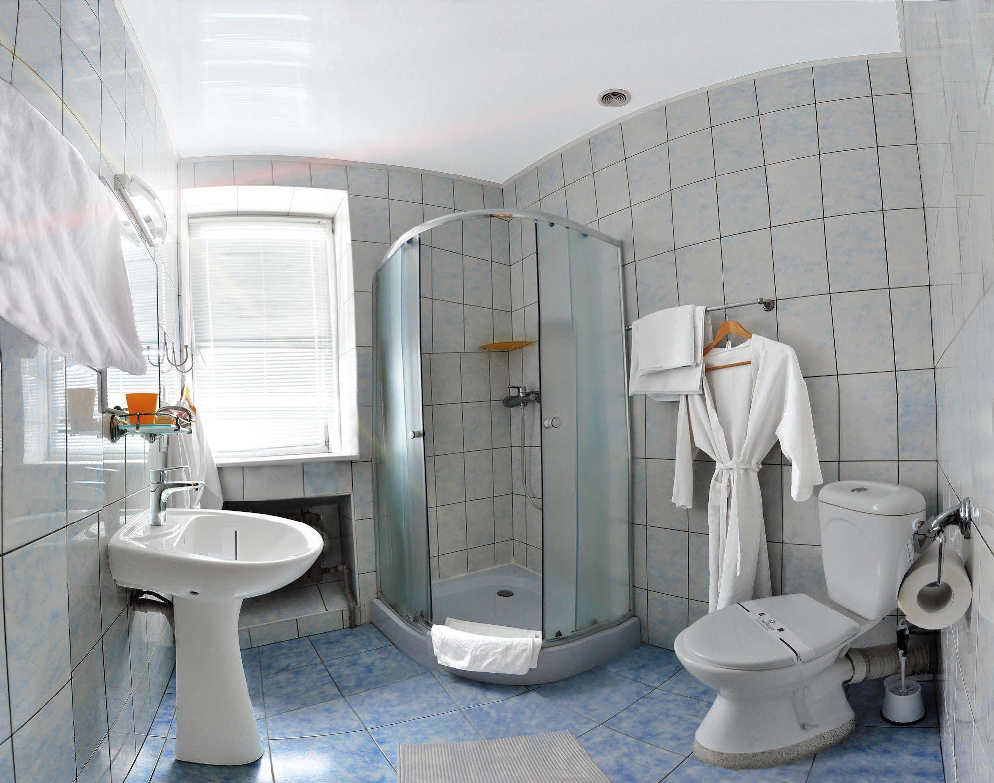 Hotel An-2 Харков Екстериор снимка